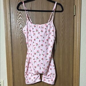 BNWT WOMENS Rampage Romper w/ heart shaped cherries size Large
